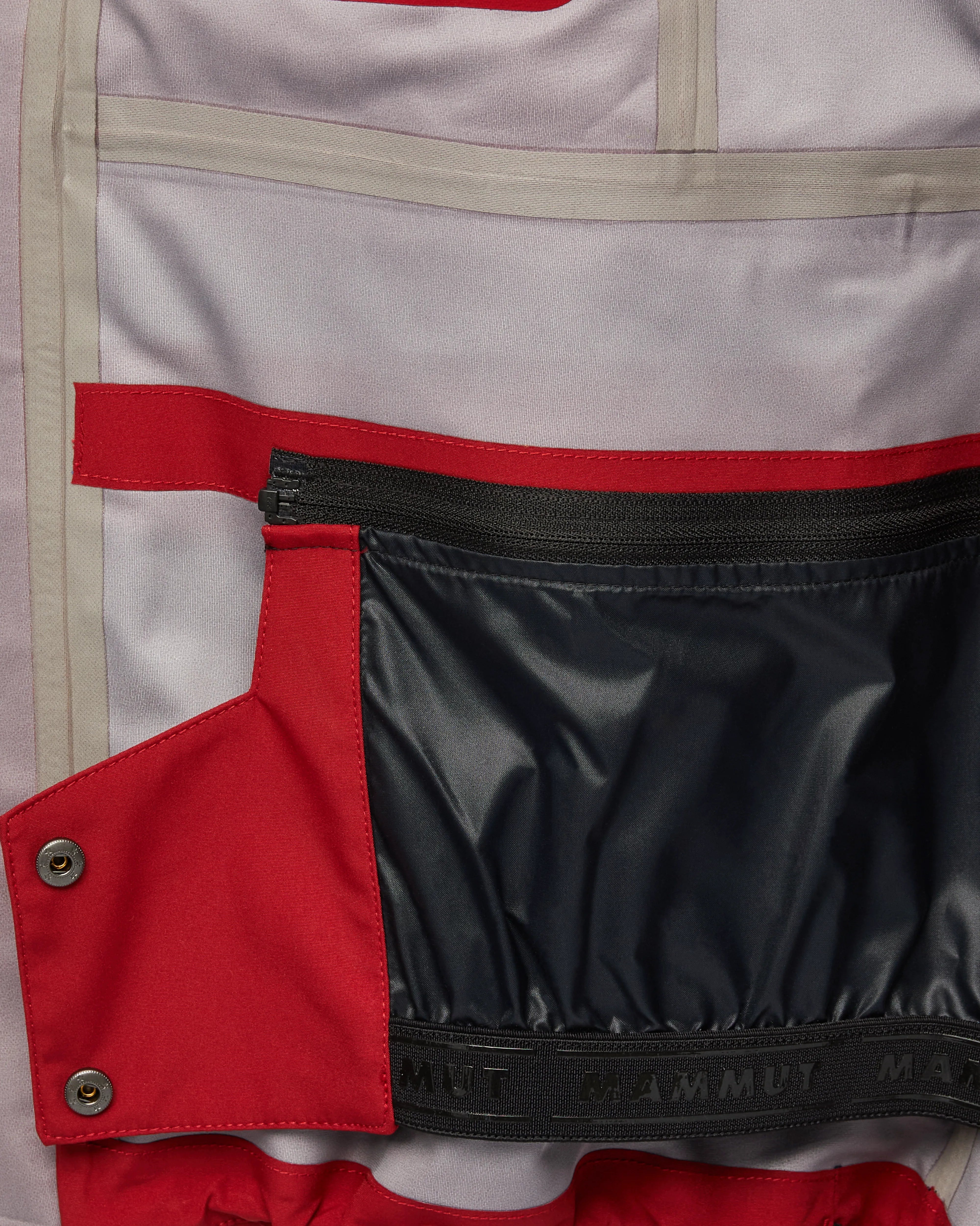 dark mammut red