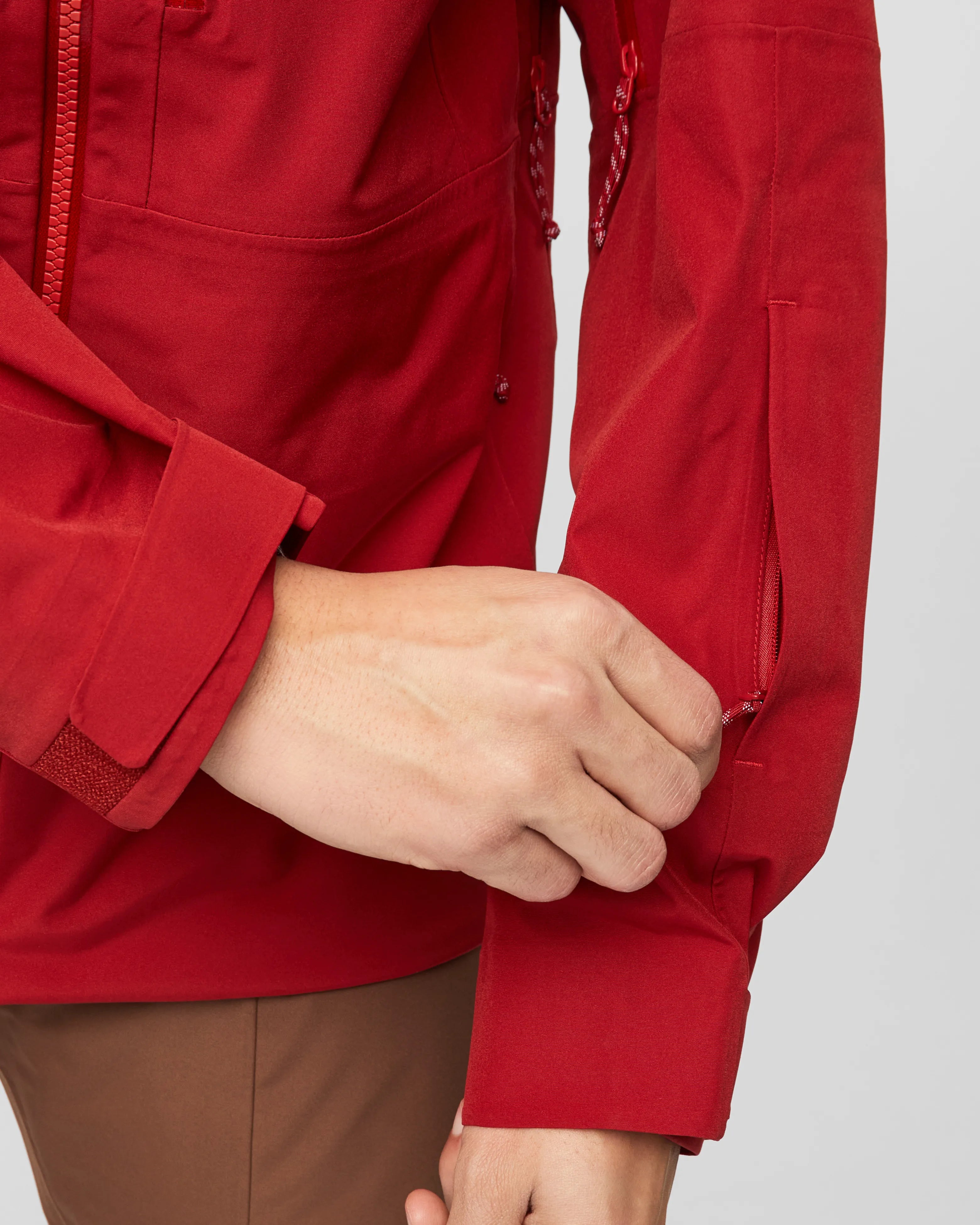 dark mammut red