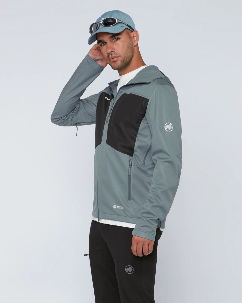 strata-black