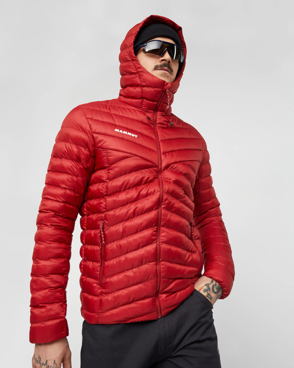 dark mammut red