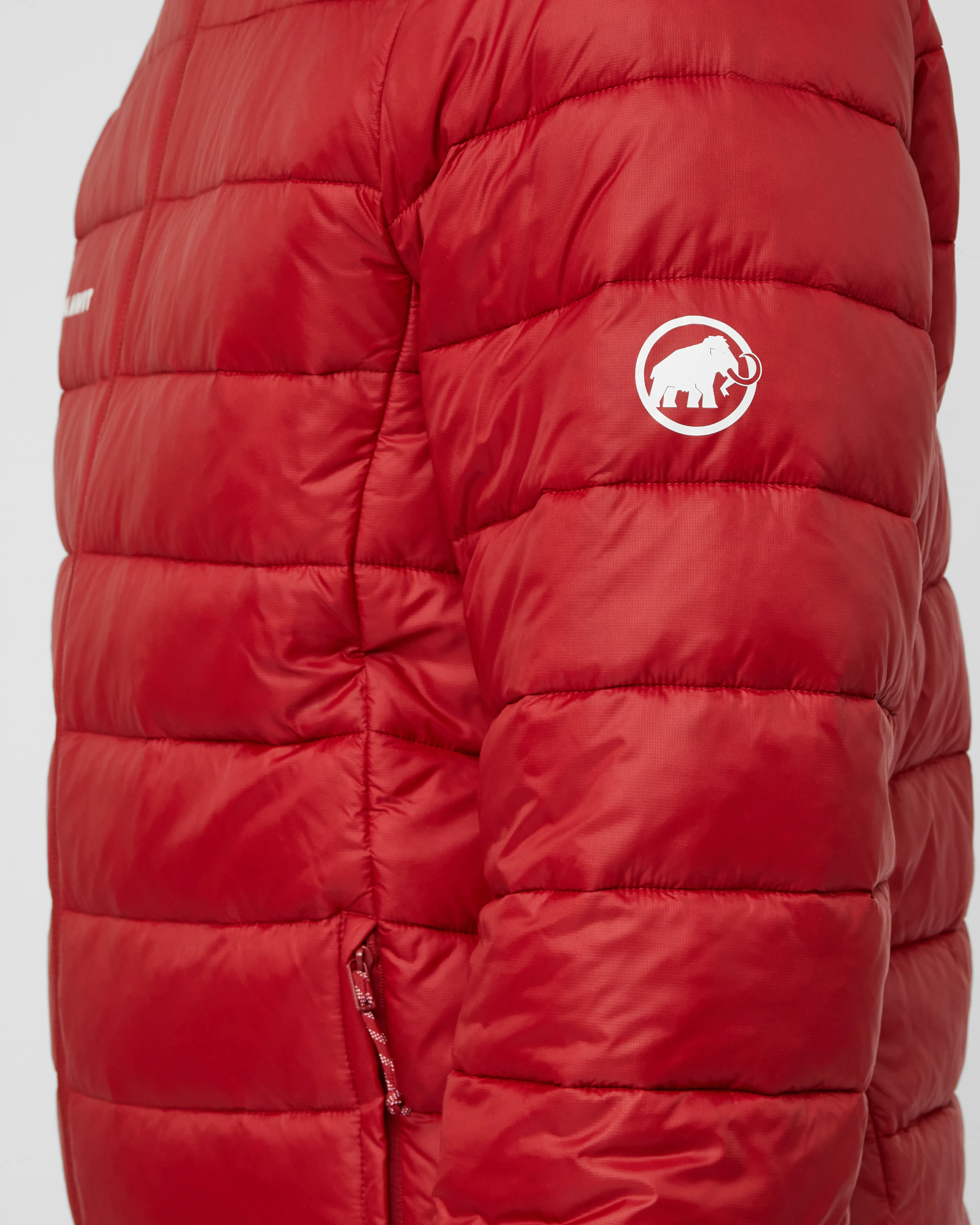 dark mammut red