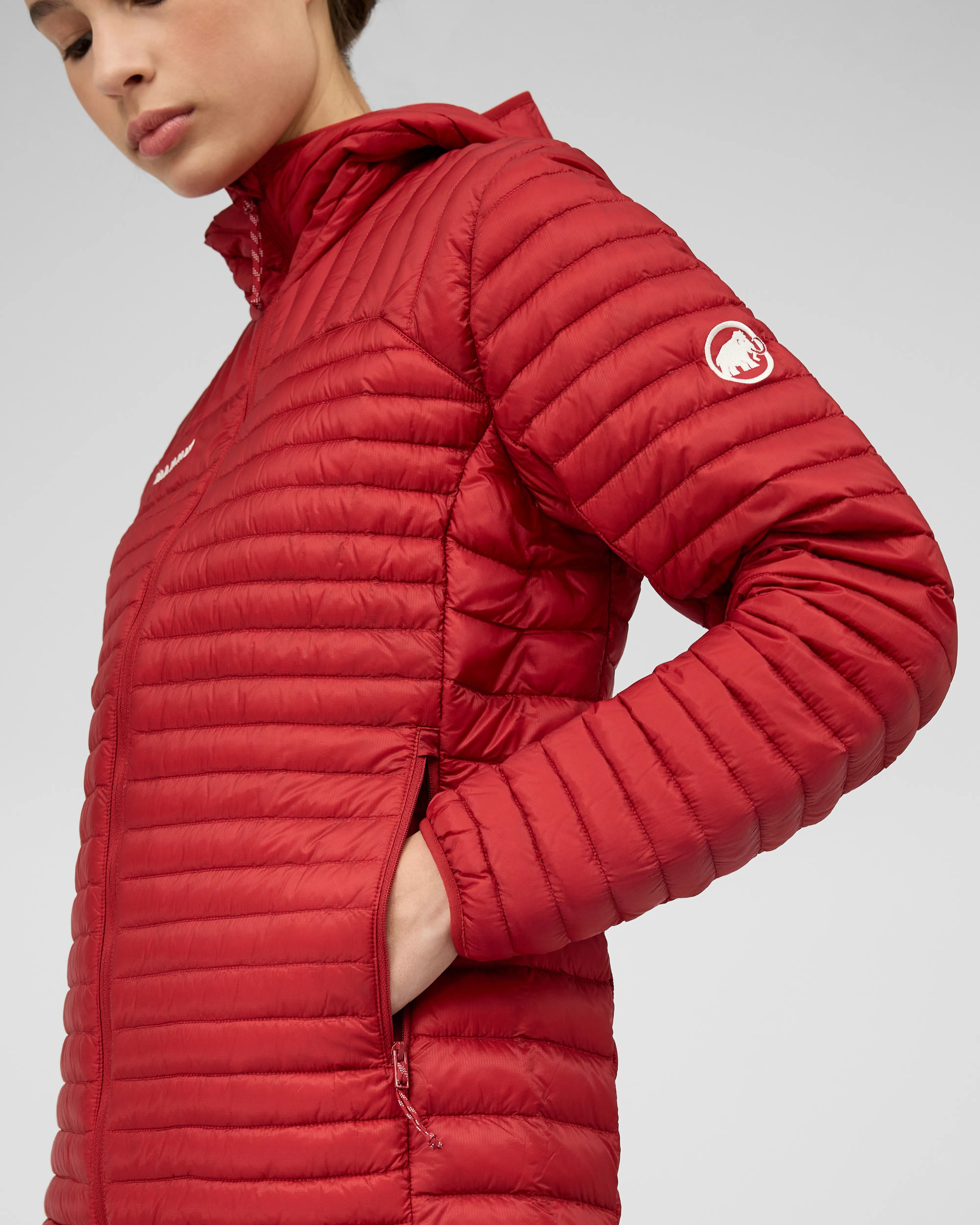 dark mammut red