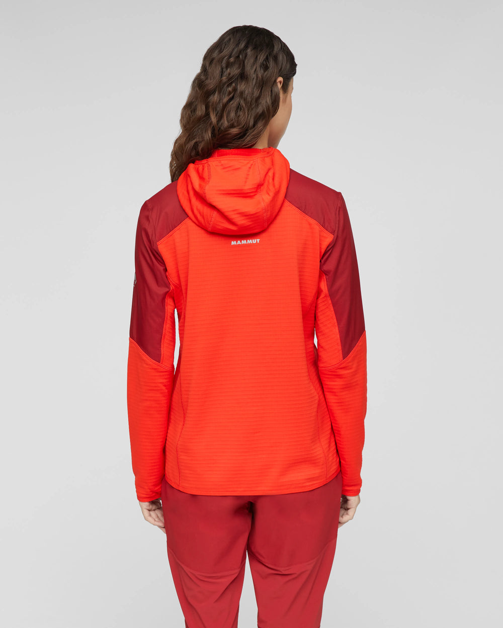 dark mammut red-mammut red