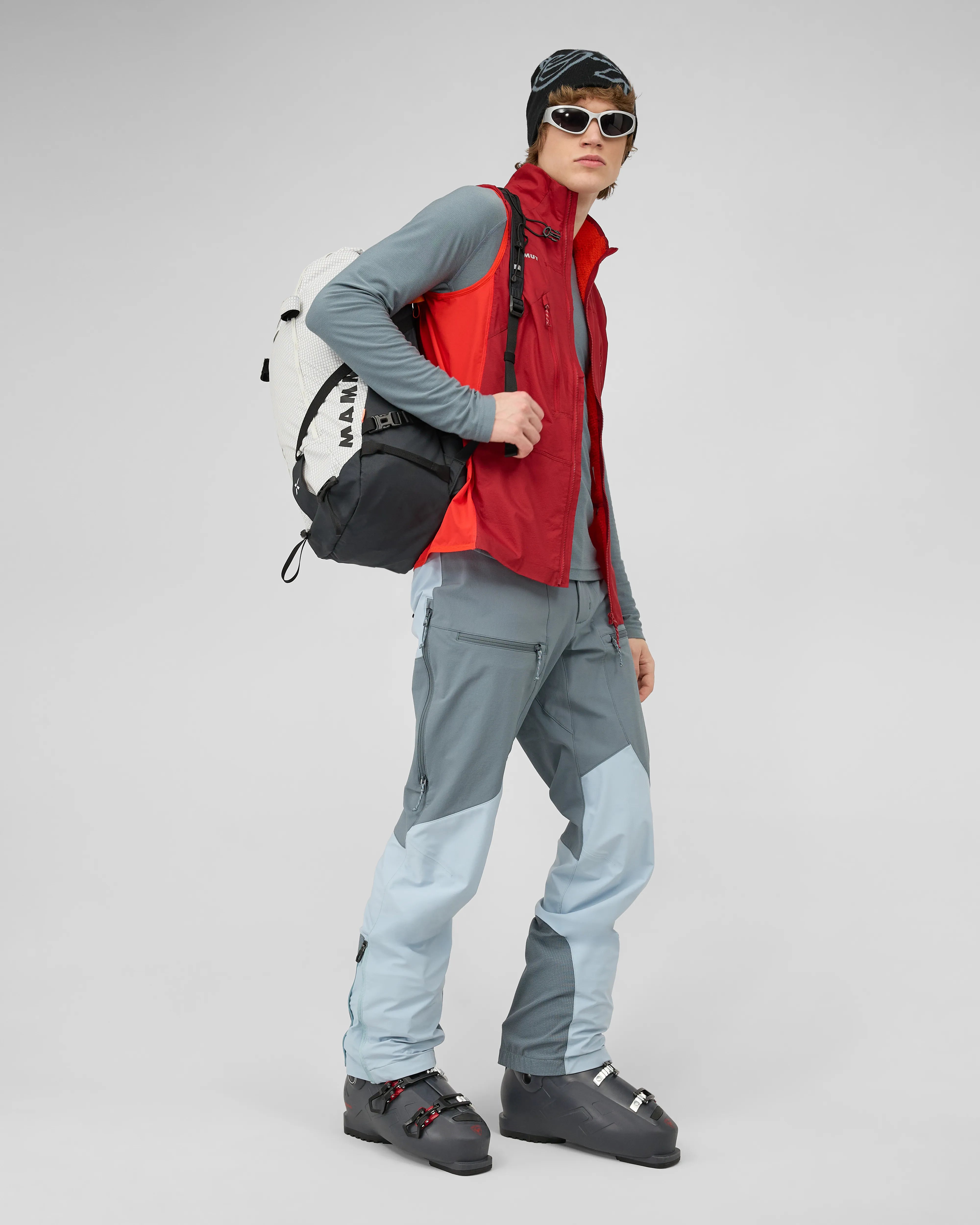 dark mammut red-mammut red