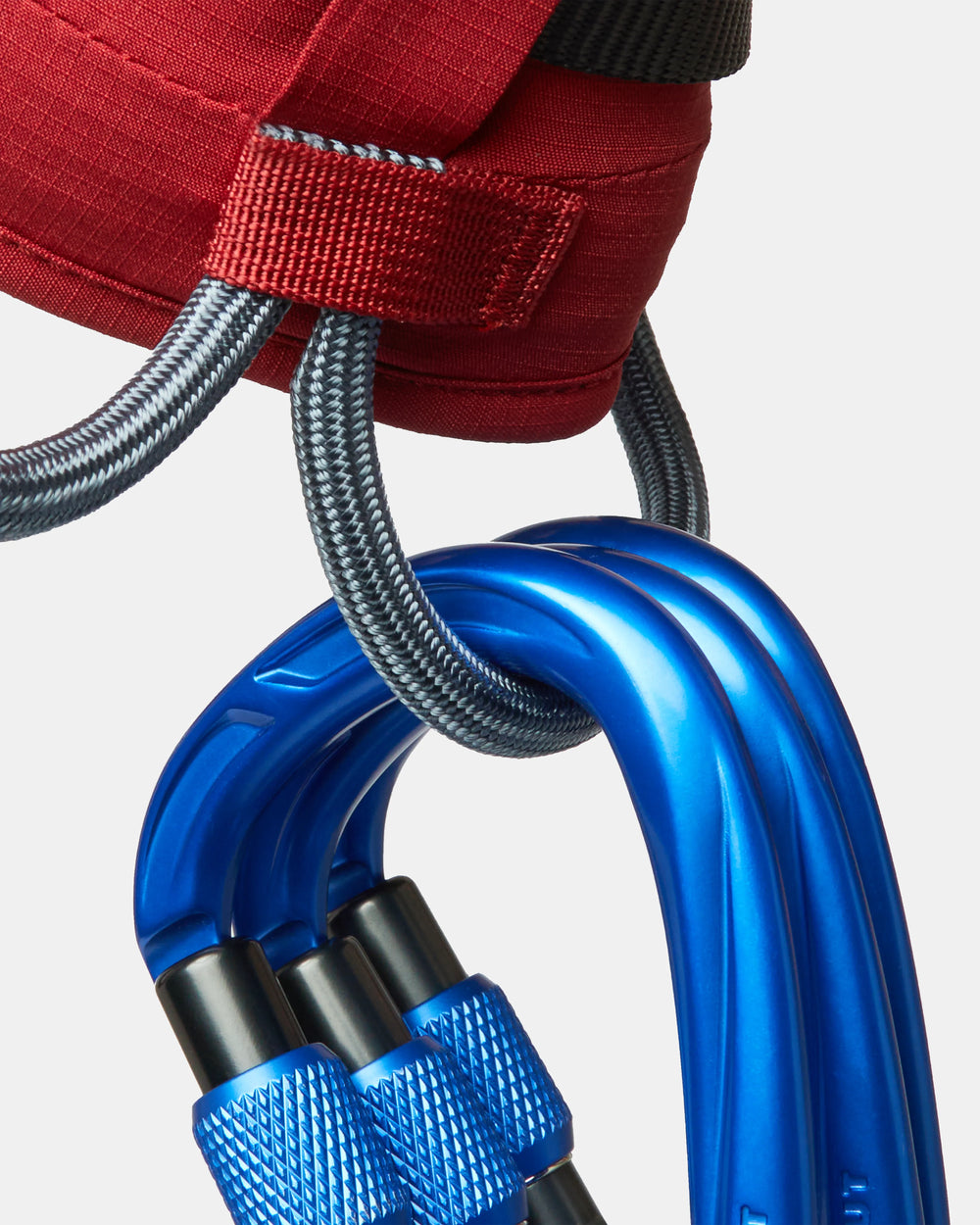 dark mammut red-strata