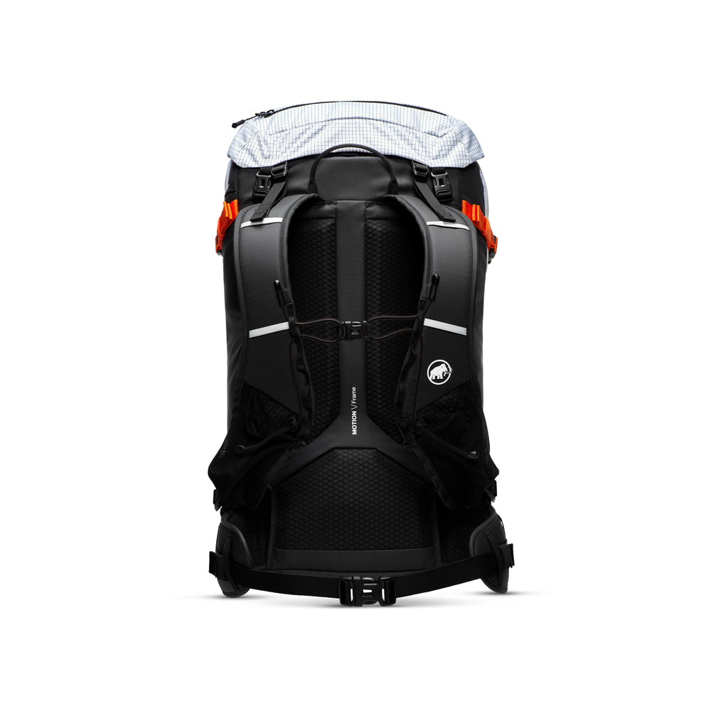 38 L