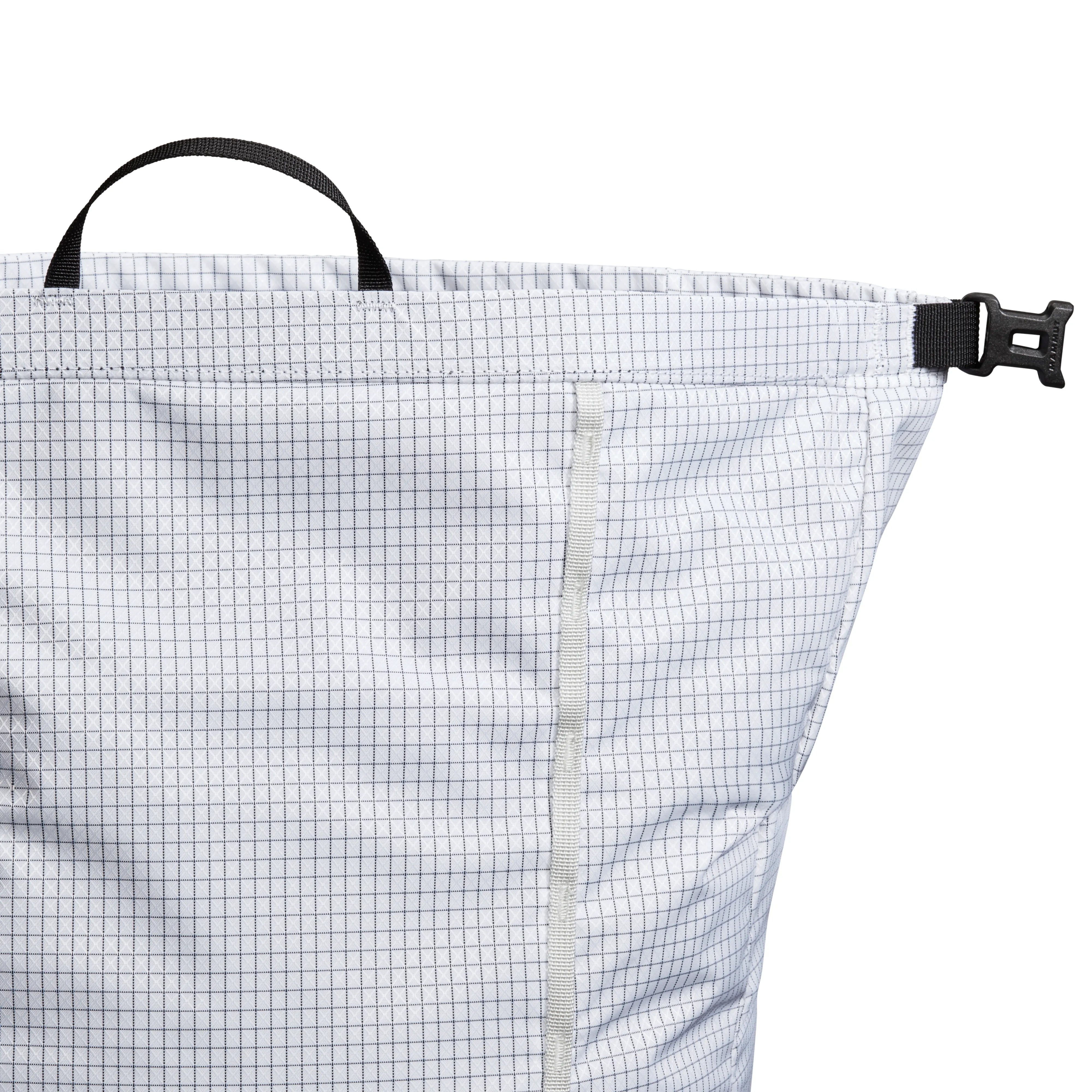 38 L