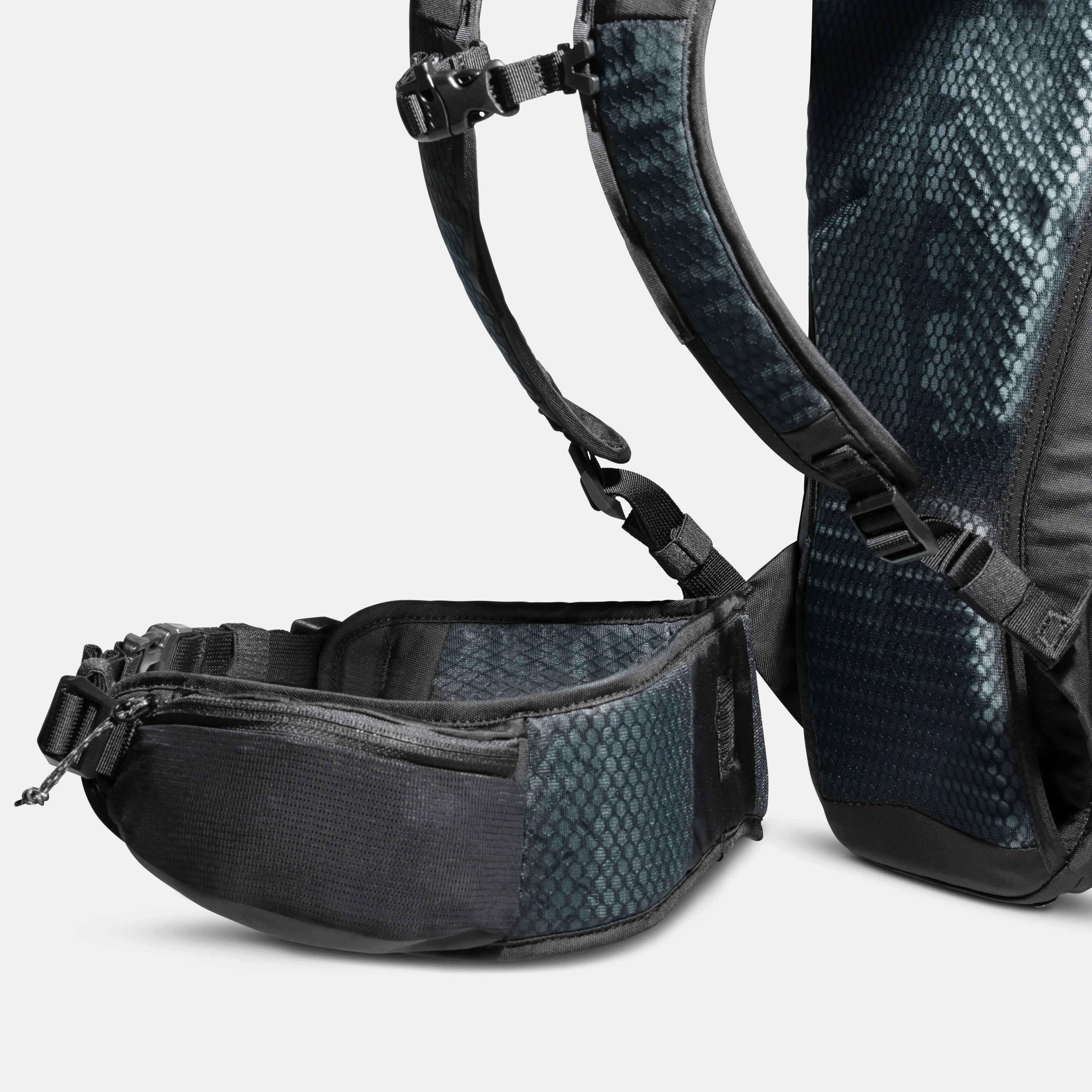 marine-black