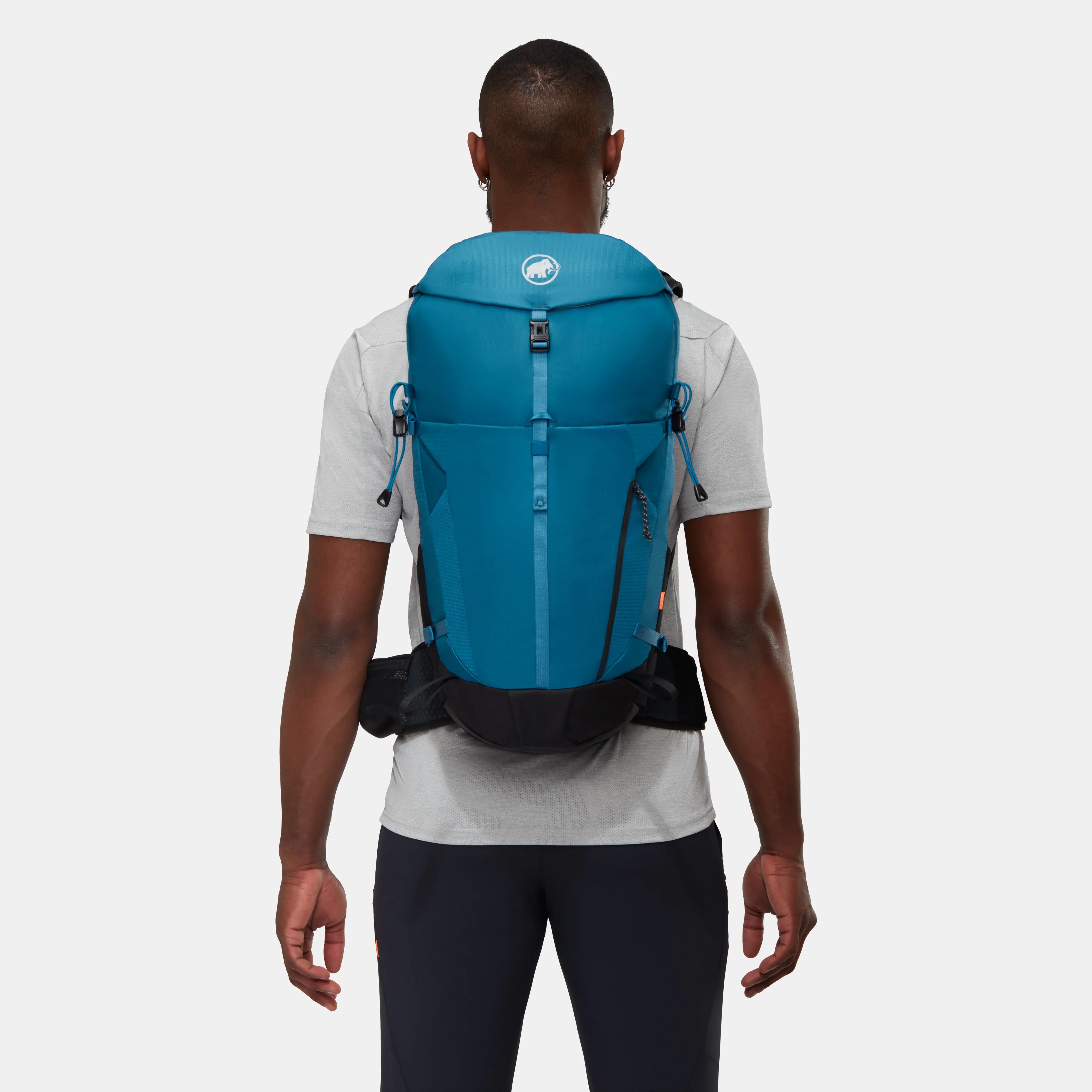 30 L