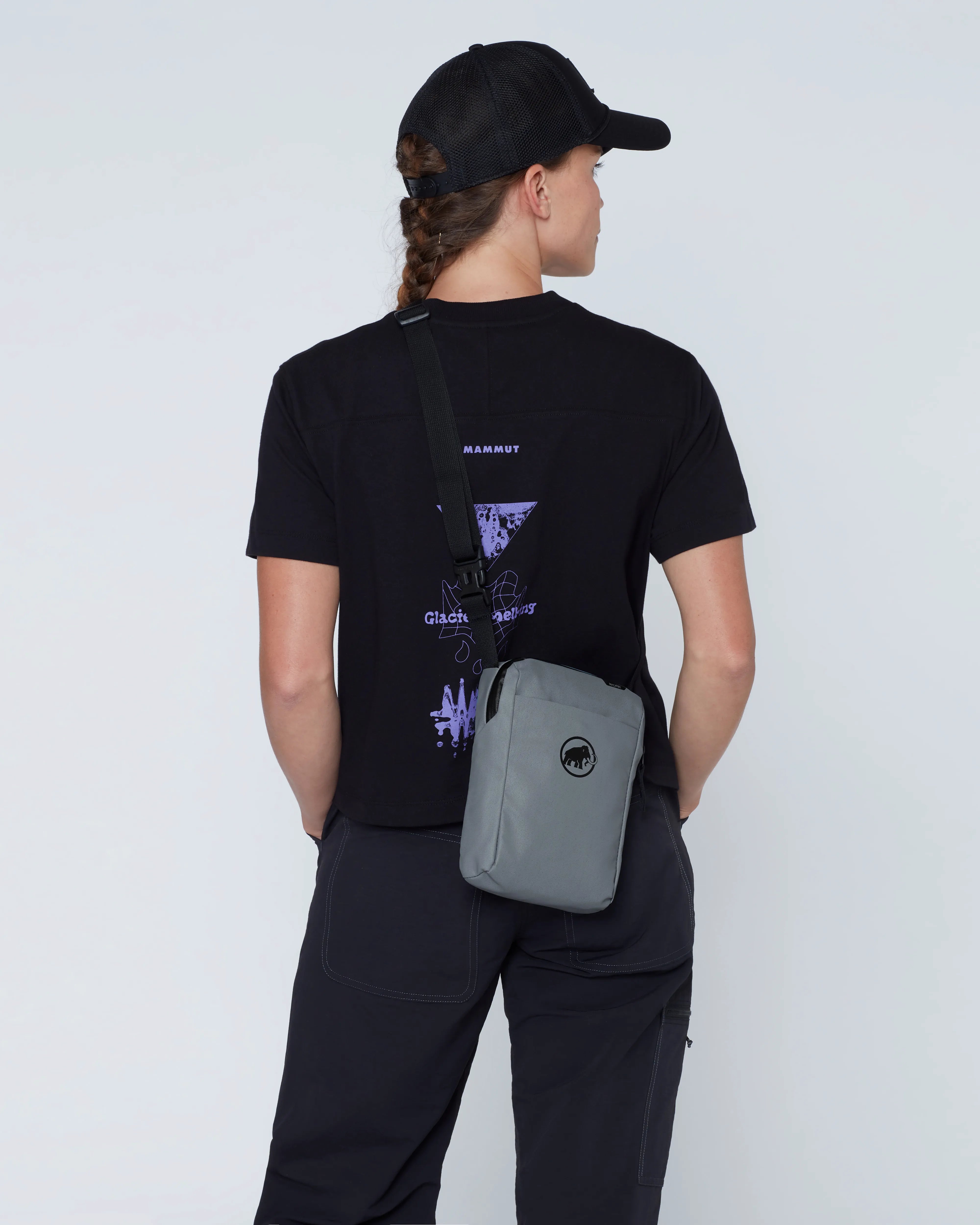 2 L