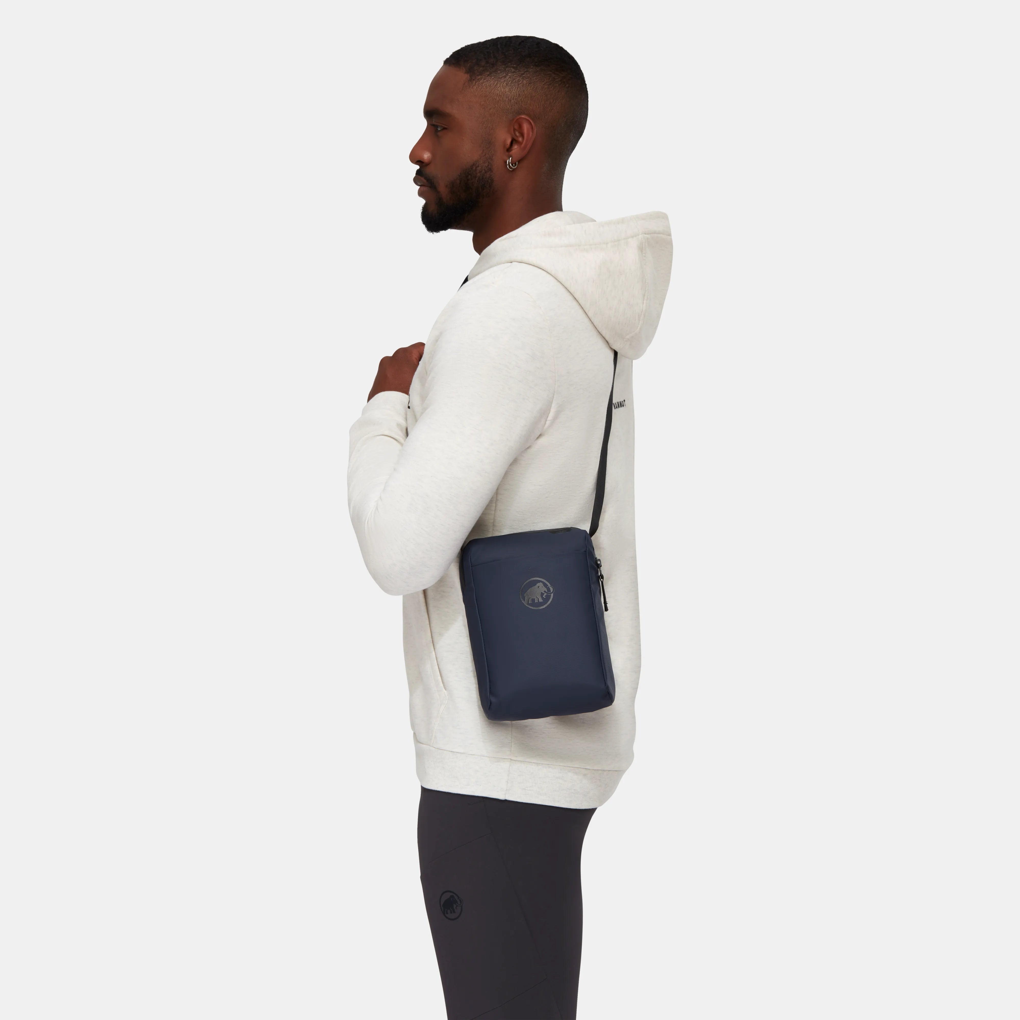 2 L