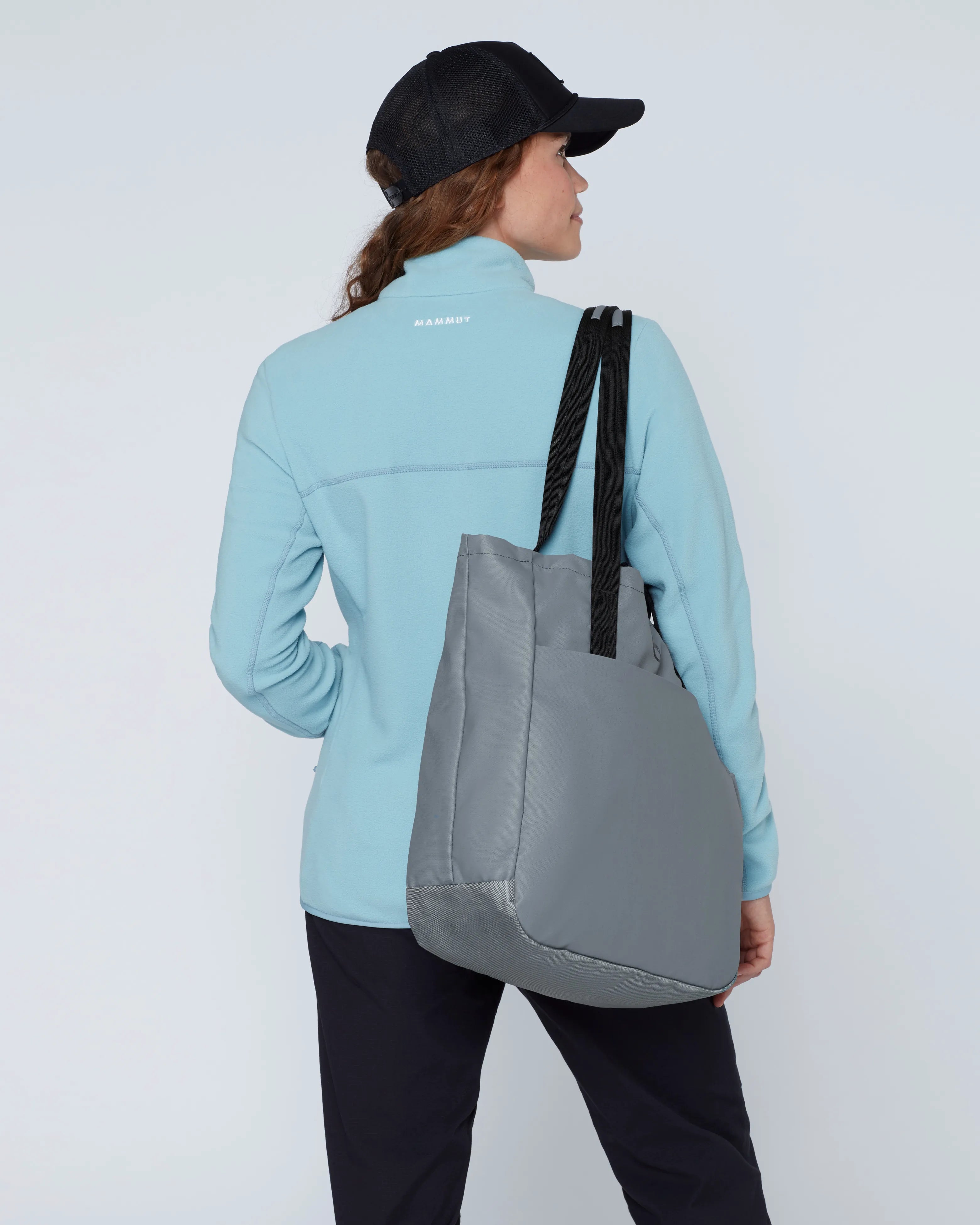 15 L
