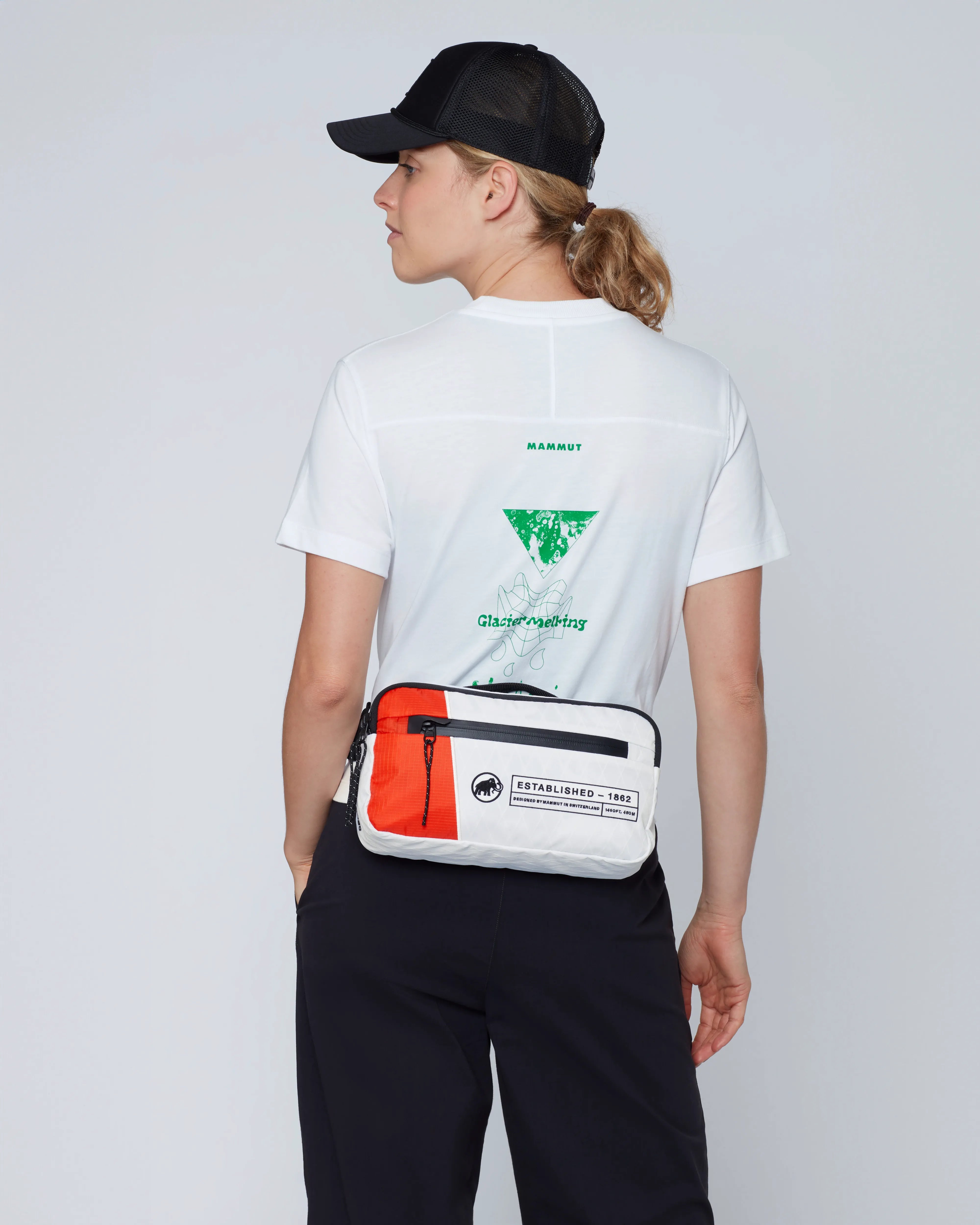 2 L
