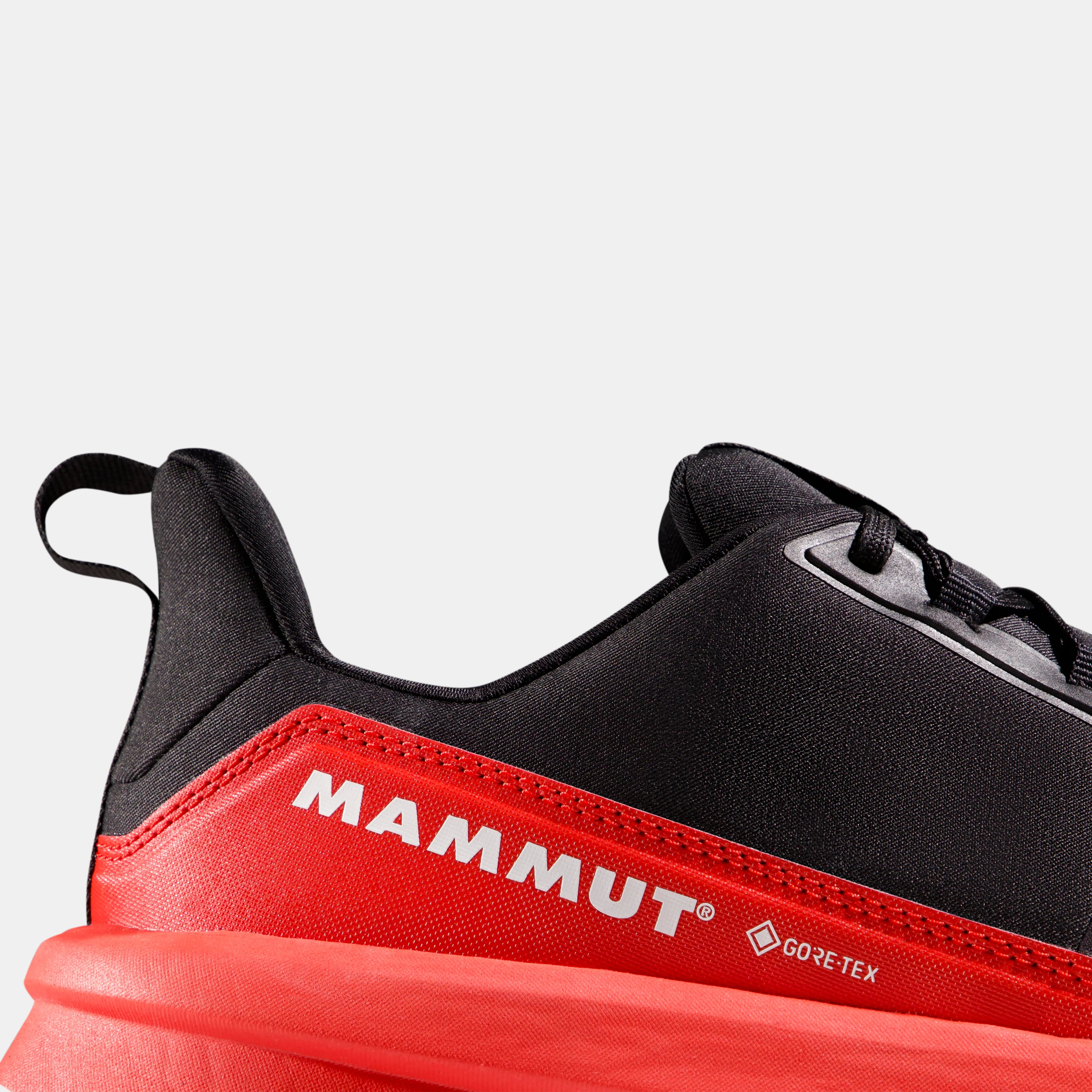 black-mammut red