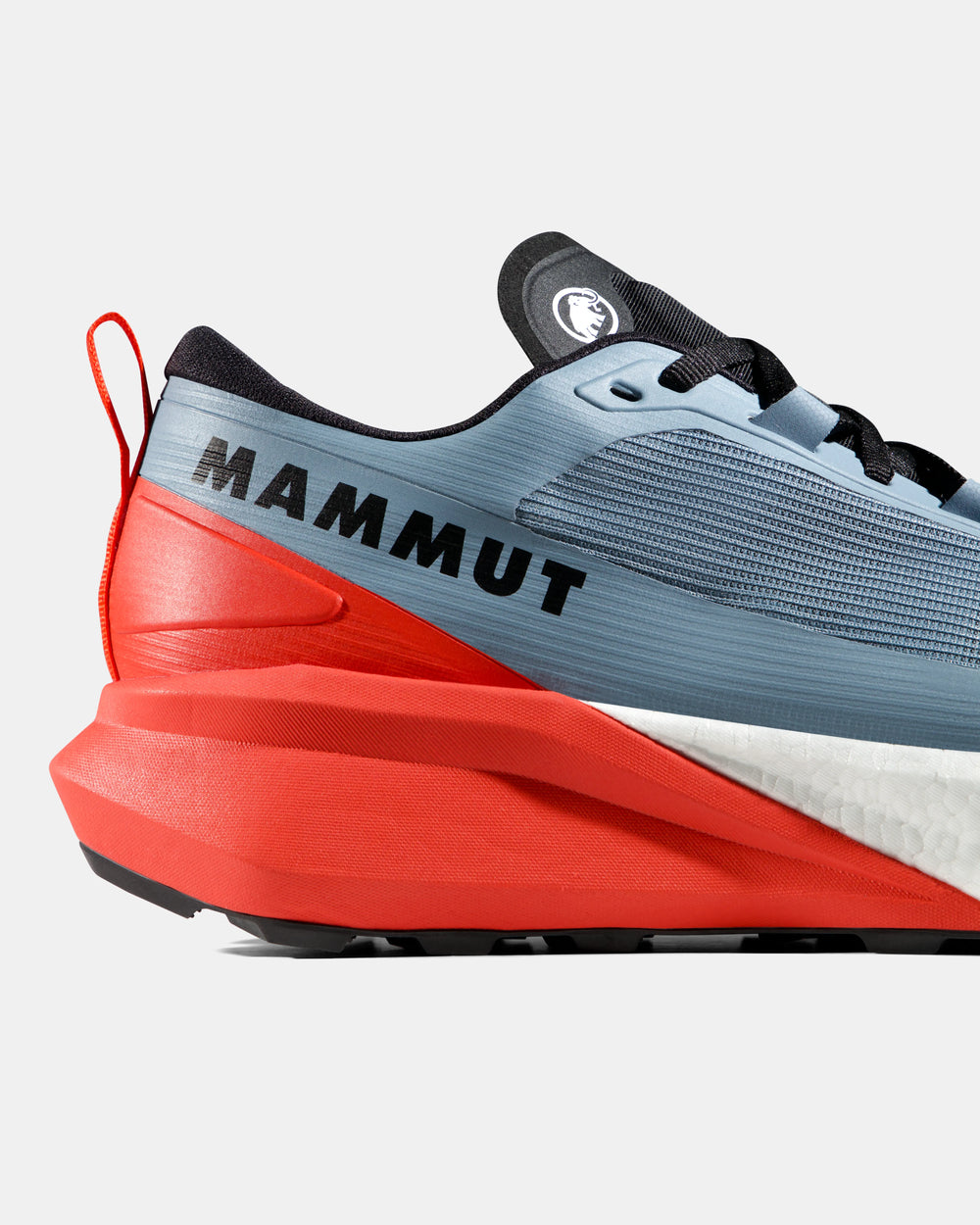 nebla-mammut red